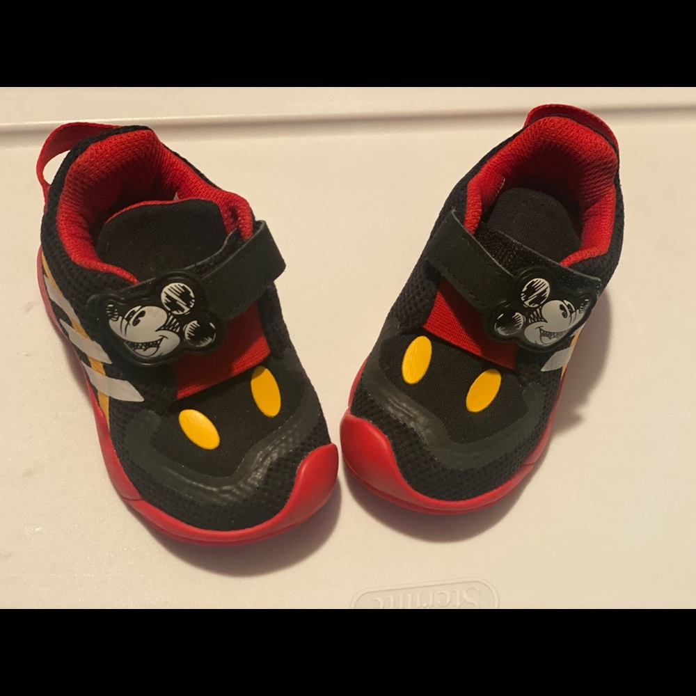 Adidas Disney